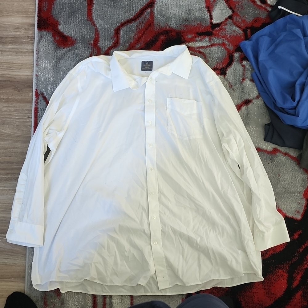 White dress shirt